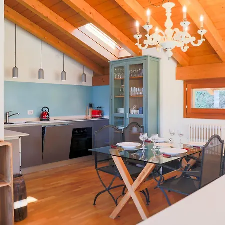 Grabbia 12 By Design Apartment
